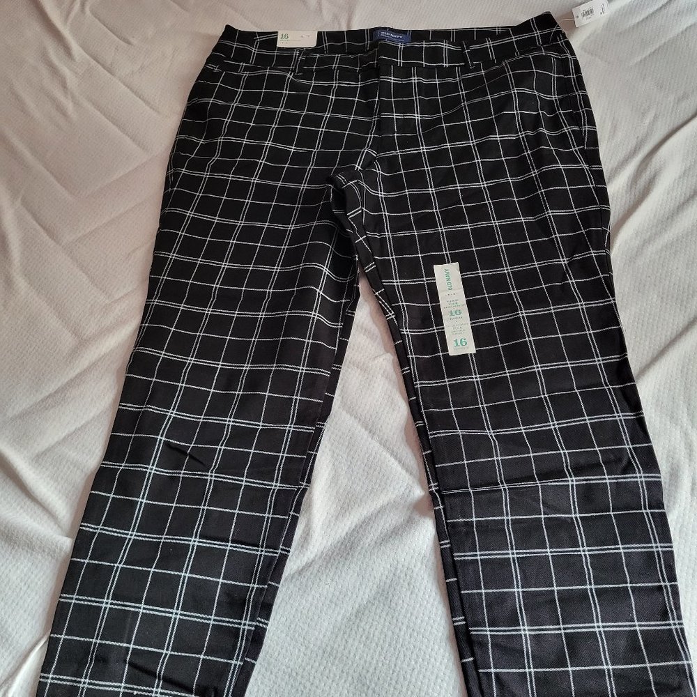Women pixie pants